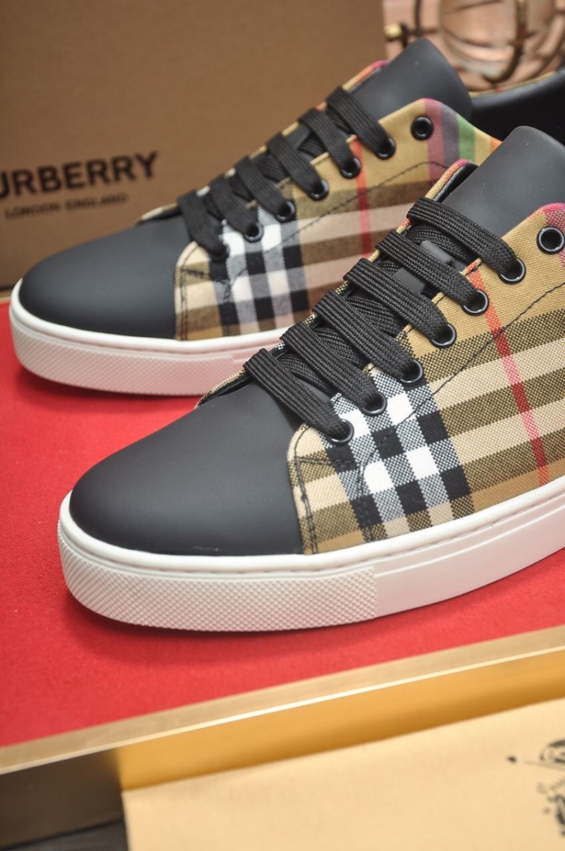 Burberry Sneakers